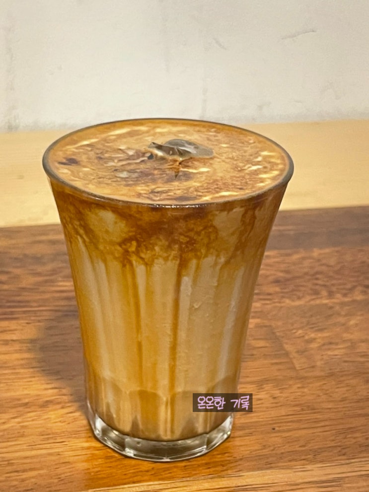 [강릉 카페 추천] 갤러리밥스 (+초당옥수수 커피)