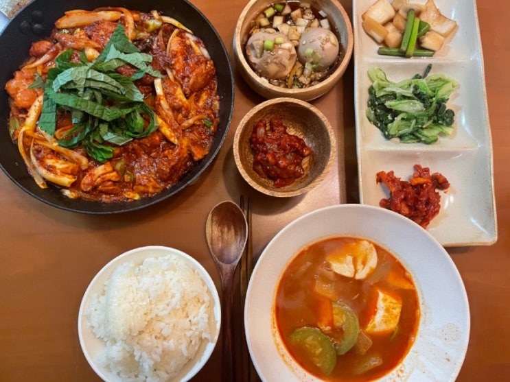  성공적인 비즈니스 운영을 위한 필수조건과 배워야 할 포기의 기준