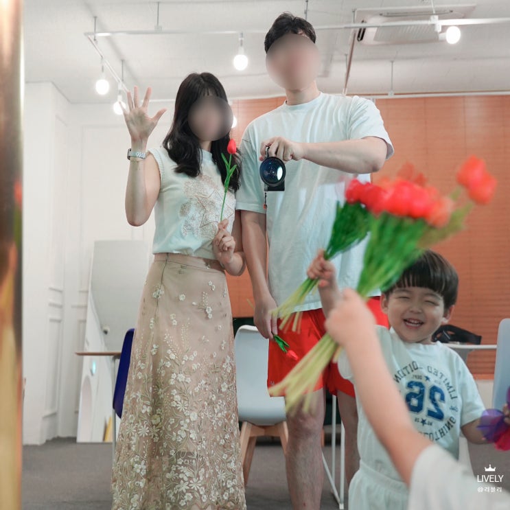 검단신도시에서 가족사진 촬영 가능한 곤스페이스 검단신도시에서 가족사진 촬영 가능한 곤스페이스