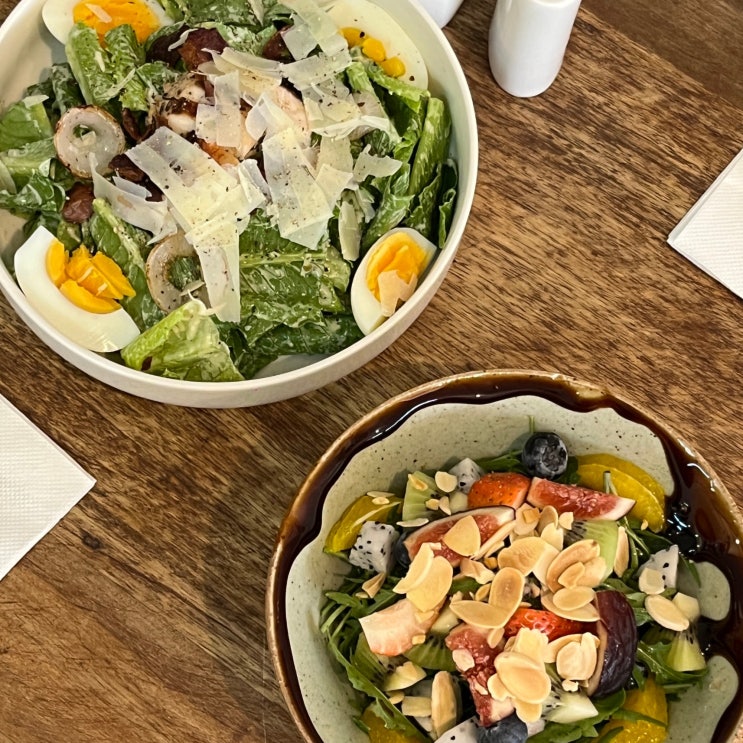  치앙마이 님만 브런치카페 오랜만에 샐러드먹으러 다시 방문했던 치앙마이맛집 카페로즈마리  CafeRosemary