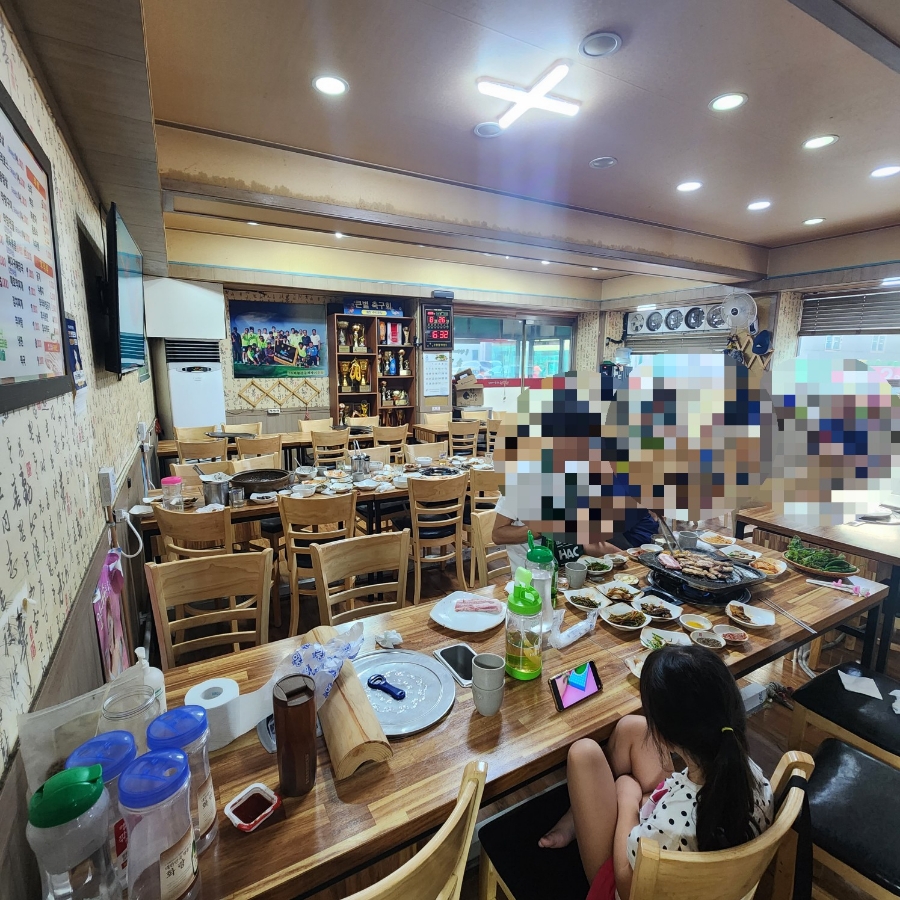 돌판위에춤추는삼겹살 사진 3
