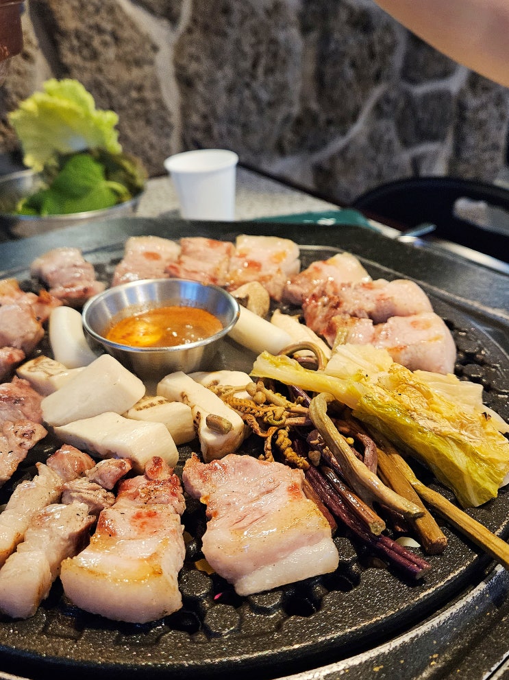  제주컨셉 고깃집 아이랑 동탄영천동맛집 제줏간 한라산볶음밥 추천메뉴