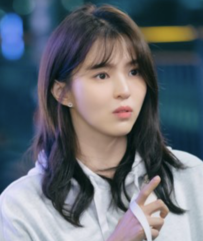  한소희 머리스타일: 레이어드컷 & 레이어드펌, 그녀의 변신