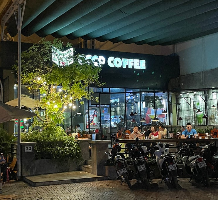 [베트남 나트랑카페] CCCP 카페 코코넛커피스무디 망고스무디 시내카페