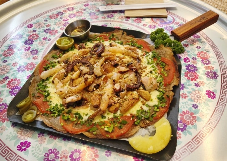  [강원도/주문진] 한식과 양식의 만남, 코리안 피자(메밀전) 맛집'메밀애감자'
