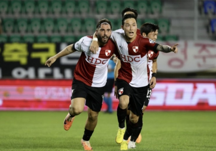 2023시즌 K리그2 국내 프로축구 27라운드 부산아이파크 김천상무