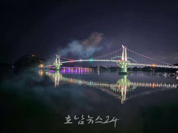  광양시 별헤는다리~배알도~해맞이다리 섬 정원...1,605개 불 밝혔다