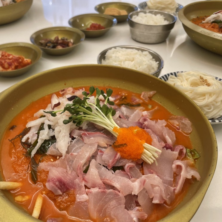 송파구 삼전동 맛집 : 엄돈엄산으로 먹은 청초수물회 송파점