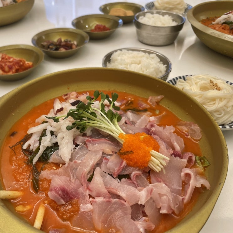  송파구 삼전동 맛집 : 엄돈엄산으로 먹은 청초수물회 송파점