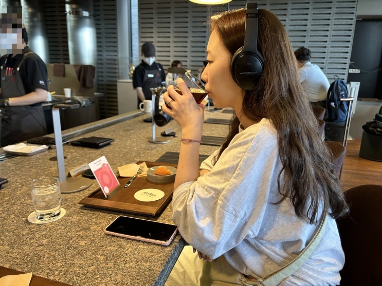  서울 한남동 테라스가 있는 대형 카페, 맥심플랜트