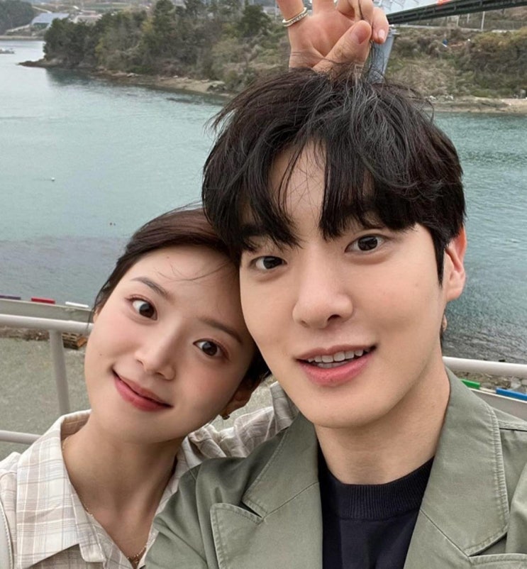 '하트시그널' 시즌4 김지영 인스타, 한겨레가 남긴 댓글 8글자가 반응 폭발했다 '하트시그널' 시즌4 김지영 인스타, 한겨레가 남긴 댓글 8글자가 반응 폭발했다