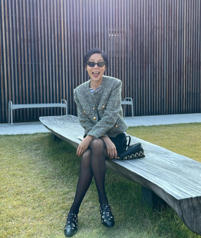  가을 결혼식 하객룩 부터 데일리룩 코디까지 40대 패션의 정석! 김나영 트위드 자켓 패션 추천