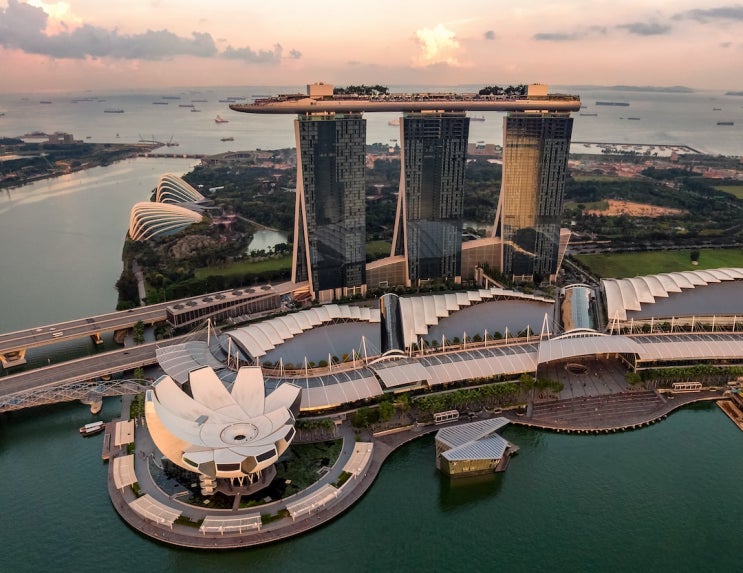 싱가포르 여행시 지켜야 할 법과 범칙금의 사례