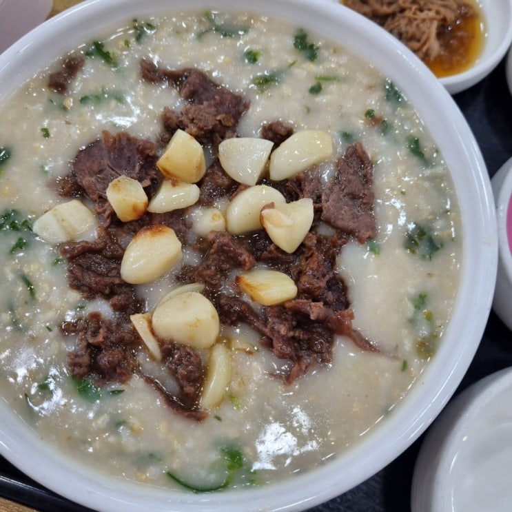  파주 죽 맛집 본죽&비빔밥cafe 냉이불고기현미죽, 육개장