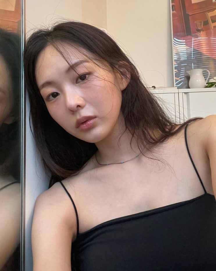  목걸이 종류에서 담수 진주 비즈 악세사리로 구성된 매력적인 데일리 목걸이 추천 w. 금새록 패션