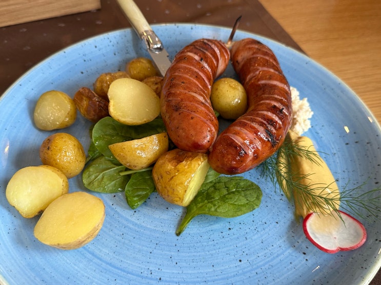  슬로베니아 블레드 호수가 보이는 맛집(주차 O), 원조 크림 케이크 맛집 파크 레스토랑