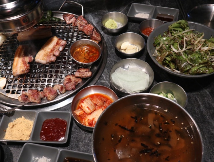  종로맛집 종로삼겹살맛집 숙성 돼지고기 전문점 '미친형제삼겹살'