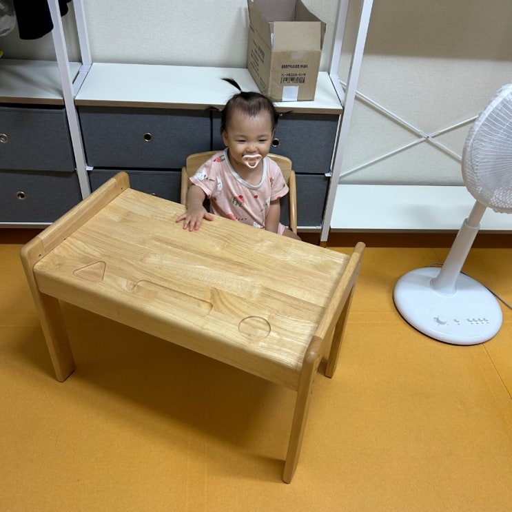 육아일기 #126 - 와이프 친구 이모 찬스! 야마토야 책상, 의자에 앉아 노는 돌 아기 스타