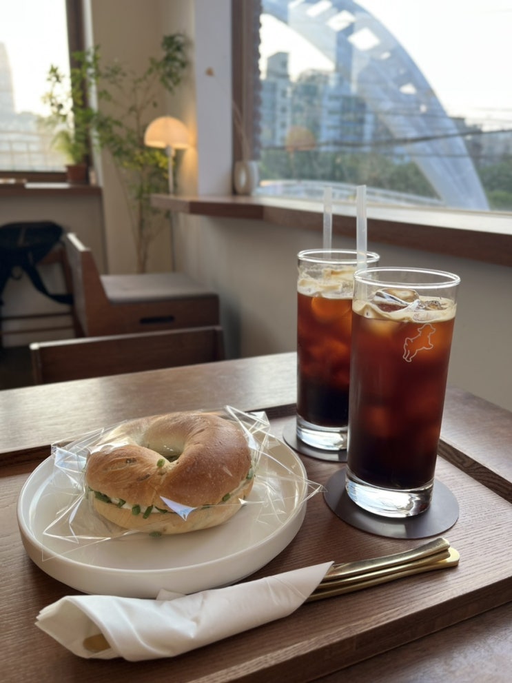  응암 불광천 카페 근린커피 포근한 햇살 맛집