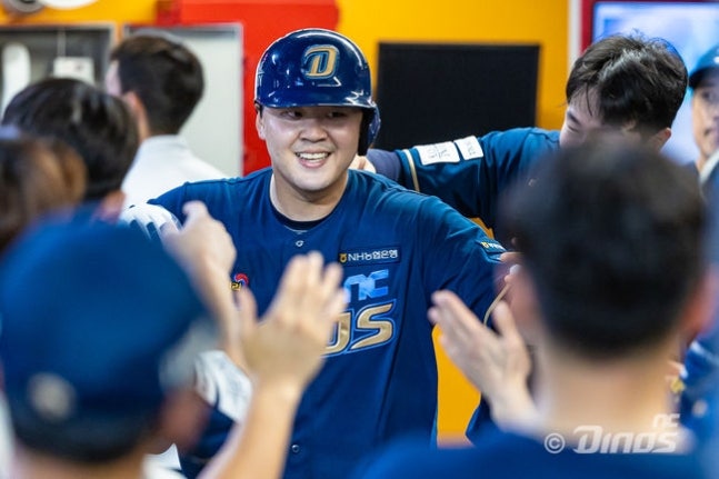 46억 FA도, 50억 FA 보상 선수도 부상으로 빠졌다…‘4경기 출장’ AG 국대 포수, 기회가 빨리 왔....
