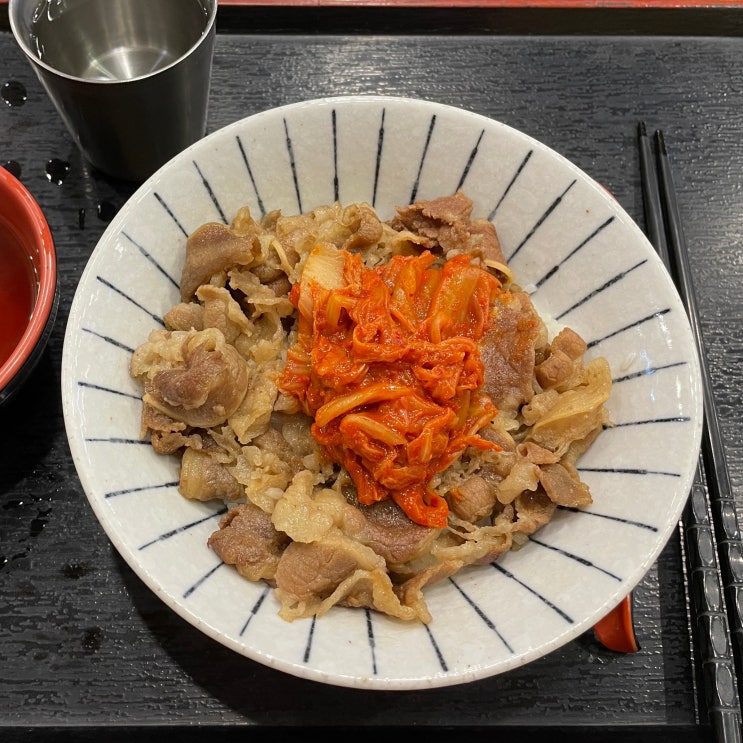  홍대 혼밥하기 좋은 홍대제면소 규동 내돈내산 후기