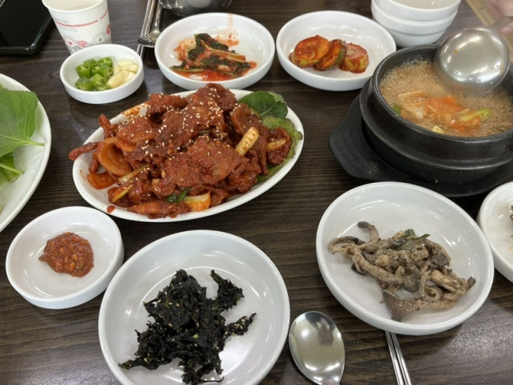  [의왕 맛집] 두툼한 제육을 맛볼 수 있는 쌈밥집 / 두정쌈밥