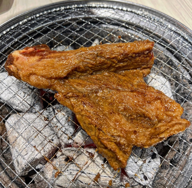  수원 영통구청 맛집 명륜진사갈비 리뉴얼  NEW버전 첫 방문 후기