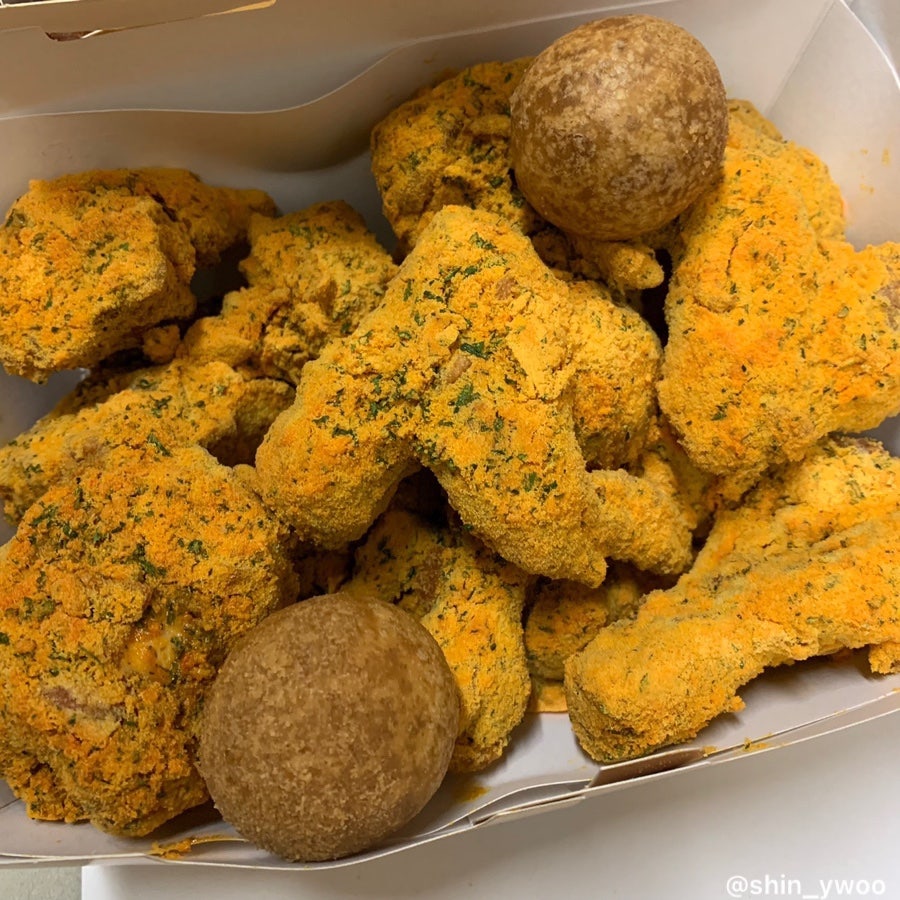 BHC치킨 광주노대효천점 사진 5