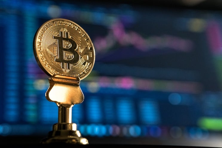 비트코인 '현물 ETF' 시대 열리나… SEC 패소에 비트코인 '급등' 비트코인 '현물 ETF' 시대 열리나… SEC 패소에 비트코인 '급등'