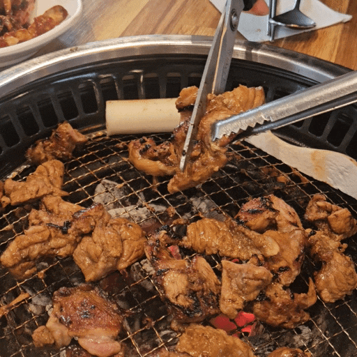  직장인분들! 전주 만성동 고깃집 솔가숯불갈비는 저녁말고도 점심에 가도 맛있네요.
