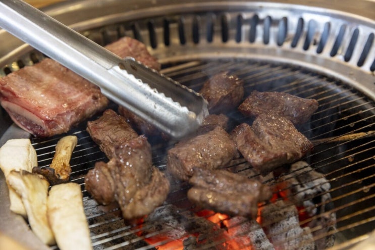  느티나무갈비  : 가장 오래 된 찐 원조포천이동갈비맛집