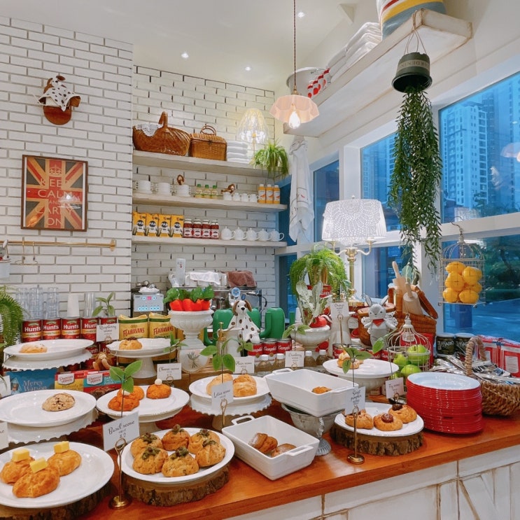  부산에서 온 스콘맛집 광교카페, 플라잉스콘