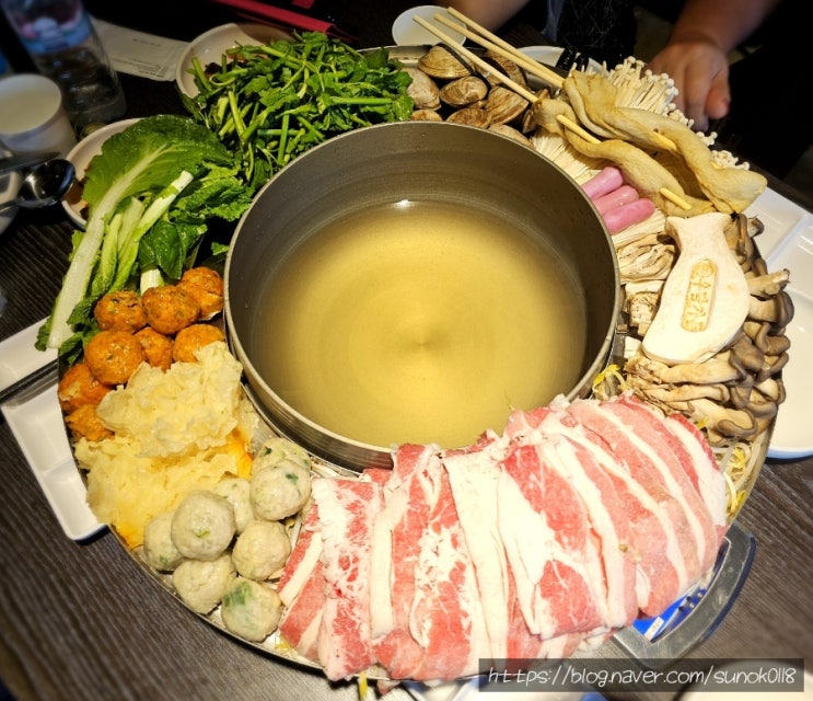  우담가든 파주 프로방스 맛집 비주얼甲 꽃쟁반샤브샤브