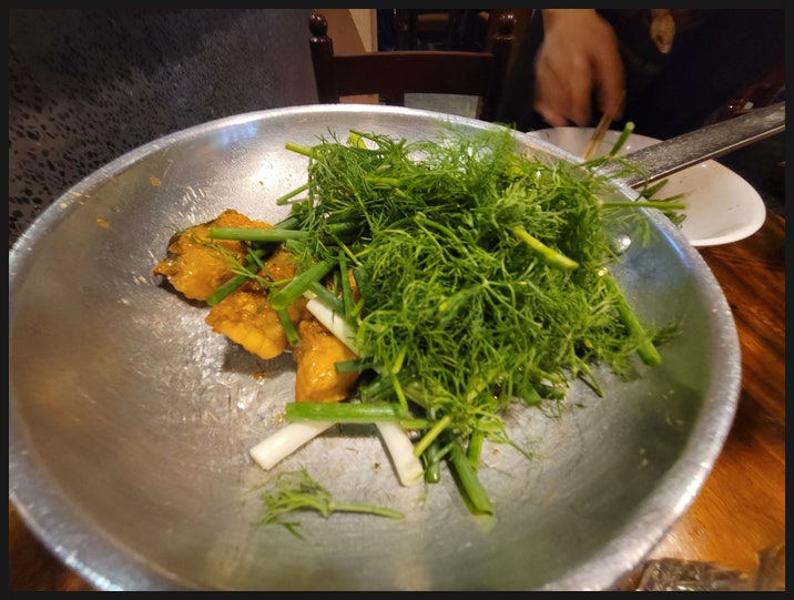  하노이여행 미슐랭 빕구르망 가물치 요리 :: 짜까탕롱 Cha Ca Thang long