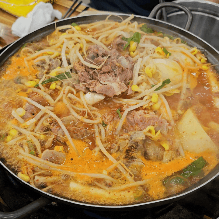  여수 현지인 추천맛집, 줄서먹는 덕일감자국