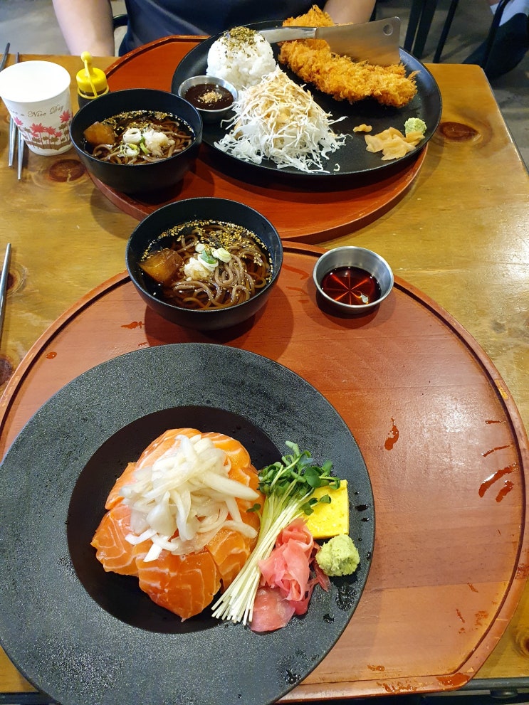  건대입구역맛집 건대 일식 찐맛집은 건대연어덮밥