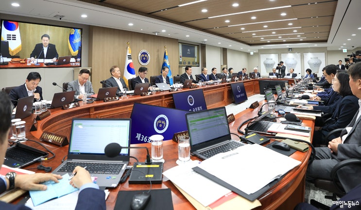  “감세 때문에 지출도 줄인, 재정건전성 악화한 예산” [매일노동뉴스]
