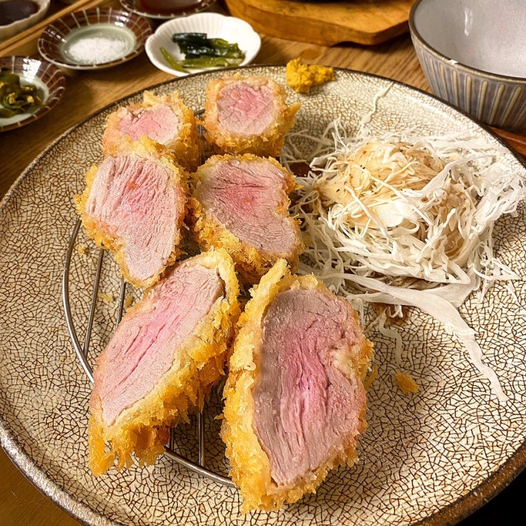  연남동 돈카츠 카마카츠 푸짐한 제주 흑돼지 돈까스 정식 맛집