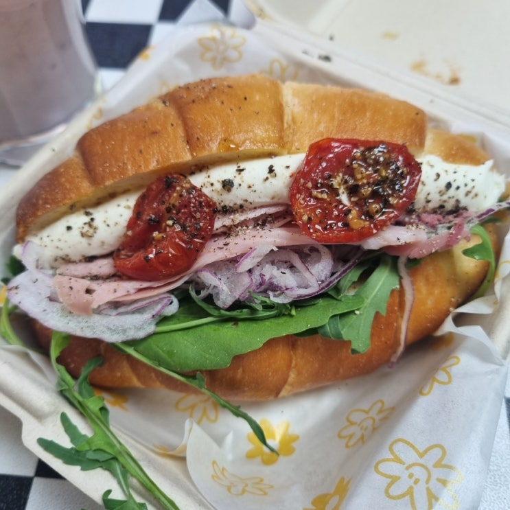 산본 잠봉뵈르 샌드위치, 키토김밥 맛있는 신상 카페 노랑204