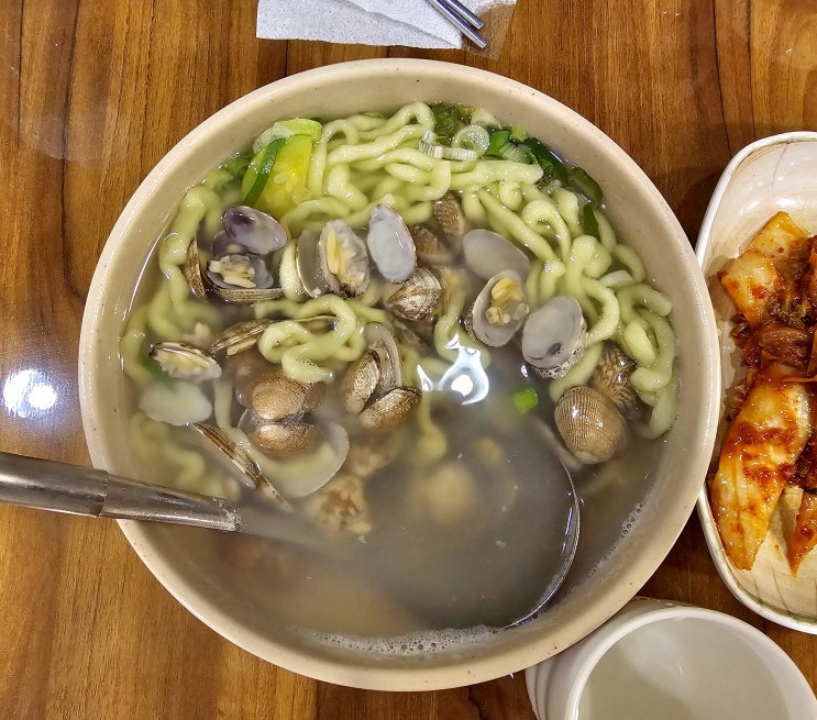  주엽이네 꽃집지기 블챌 체크인 고양시 정발산동 청정바지락칼국수