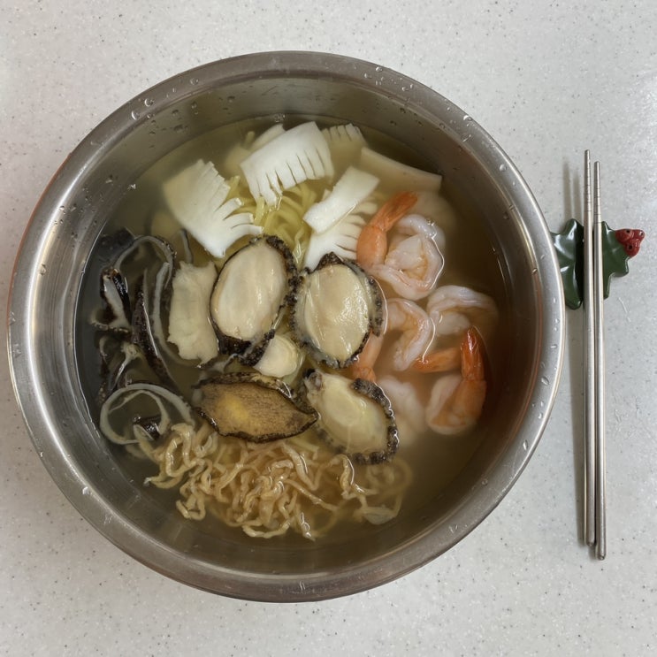  바다 내음이 담겨있는 시원한 만당 중국황제냉면으로 집에서 무더위 극복하기