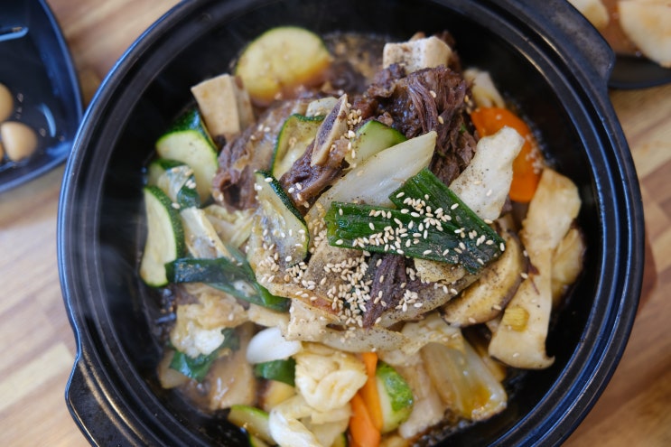 중화풍으로 재해석된 갈비찜을 맛볼 수 있는 함양 맛집 안의진갈비탕 중화풍으로 재해석된 갈비찜을 맛볼 수 있는 함양 맛집 안의진갈비탕