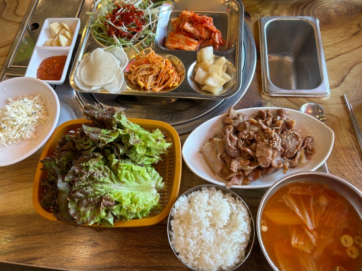 용인 죽전고기집 | 한상 가득 집밥 느낌, 고기 무한리필 | 죽전돼지집