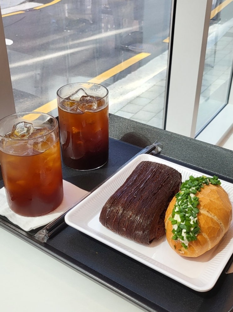  [교대역 카페] 봉쥬르봉봉, 브런치와 베이커리가 맛있는 곳 (위치/메뉴/후기)