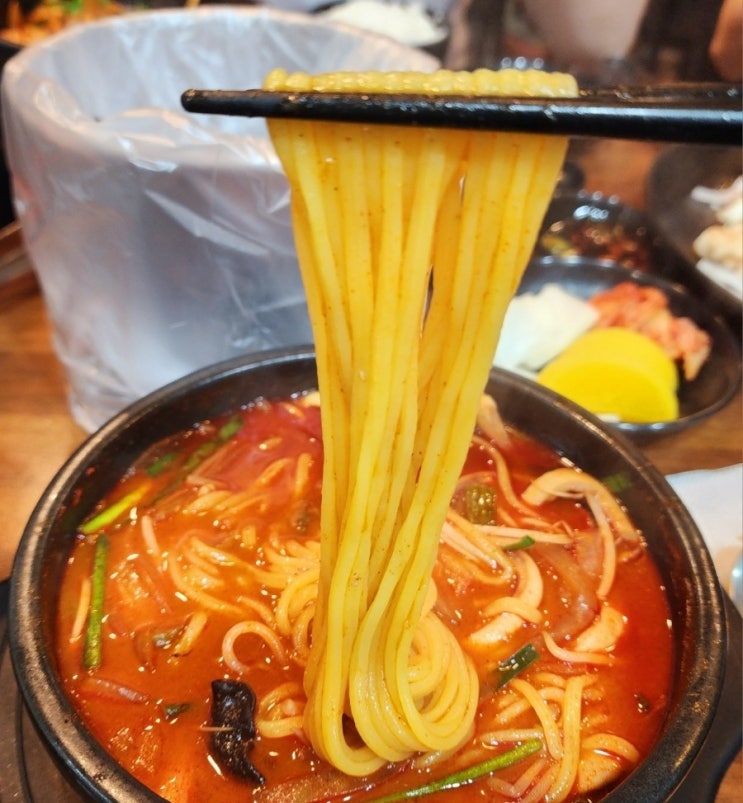  가평 뚝배기짬뽕패밀리 - 왜 줄서는지 납득가는 짬뽕 맛집. 와 여기 진짜 맛있네ㅋㅋㅋ