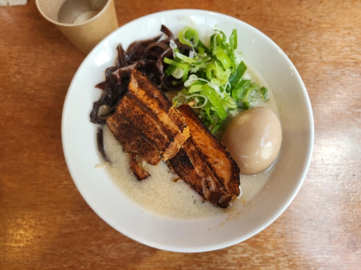 [대구-삼덕동] 진한 국물의 동성로 일본라면 맛집, 큐산(바질라멘, 돈코츠라멘후기)