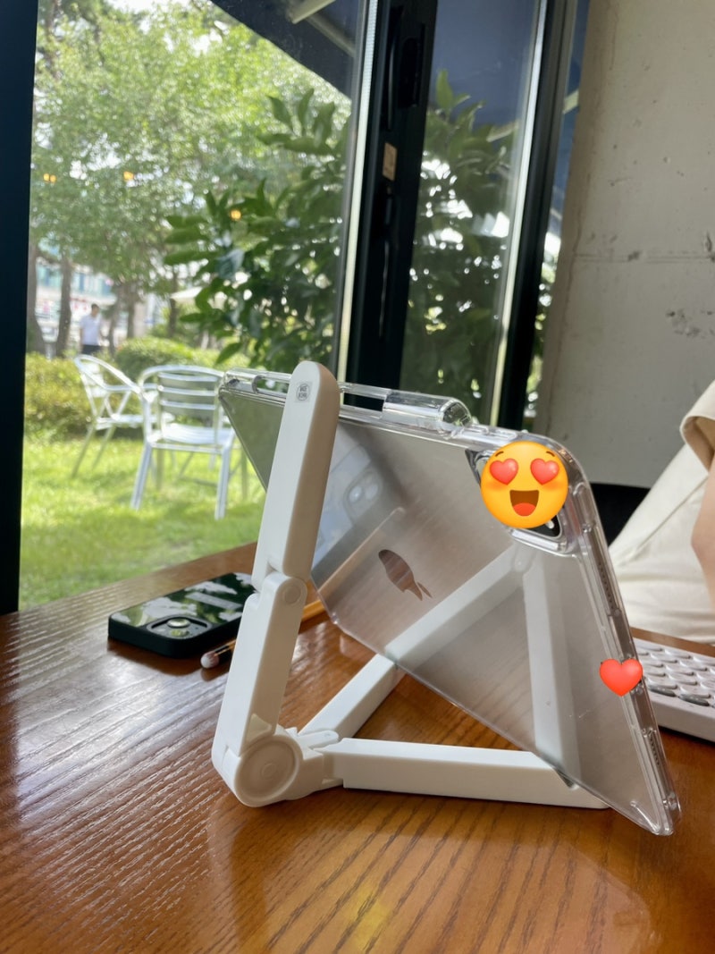 다이소 태블릿PC 접이식 거치대