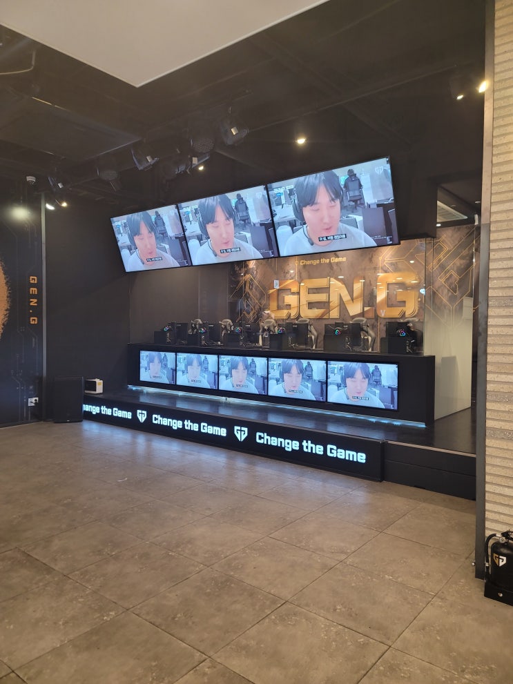  젠지 PC 카페 ( 바람의 나라 )
