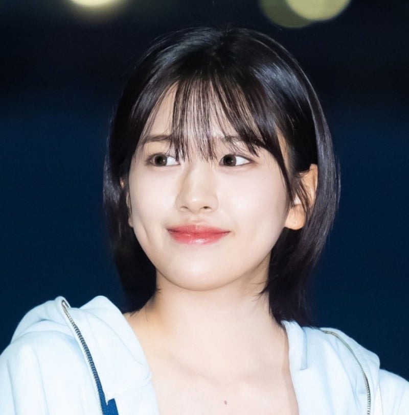 안유진 단발 레이어드컷 청량해~!
