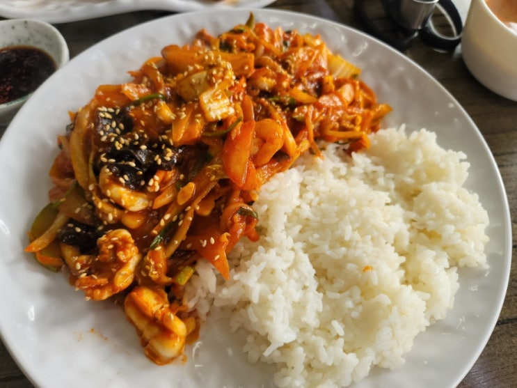  야끼밥이 맛있는 본짬뽕